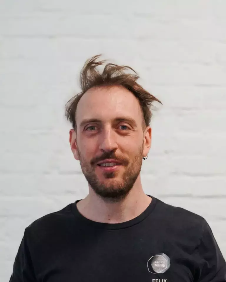 Porträt von Felix Weichselfelder, Osteopath & Physiotherapeut bei Out of Seven
