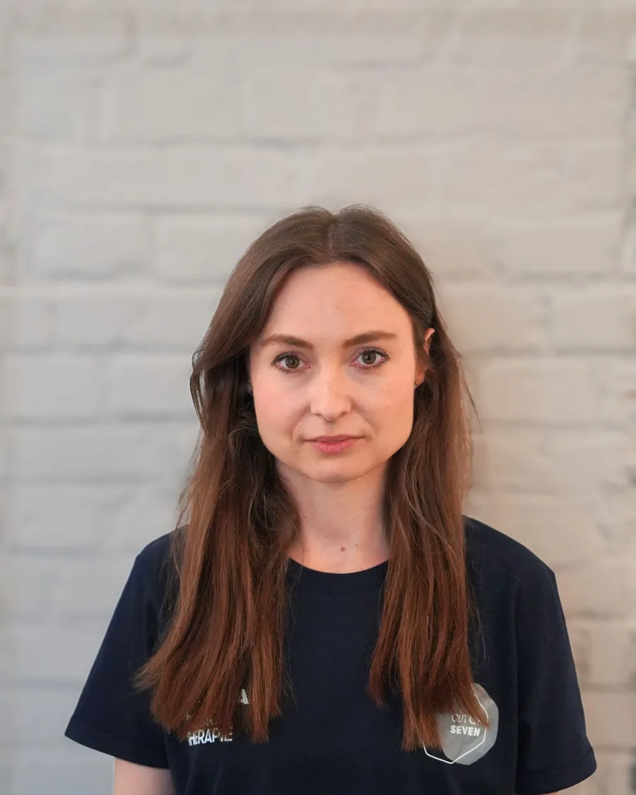 Porträt von Joanna Grzeda, Physiotherapeutin bei Out of Seven