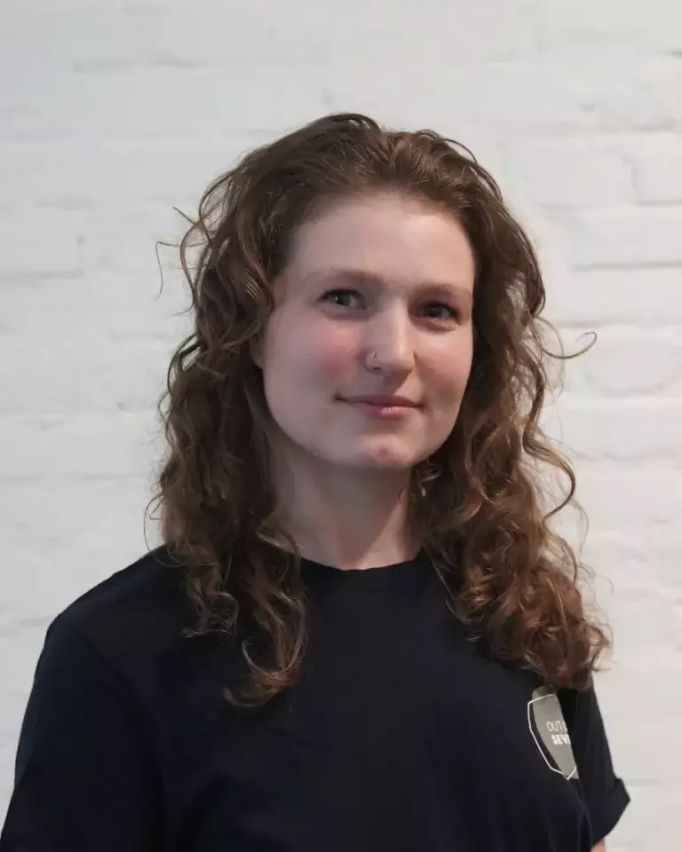 Porträt von Paula Leskien, Physiotherapeutin bei Out of Seven