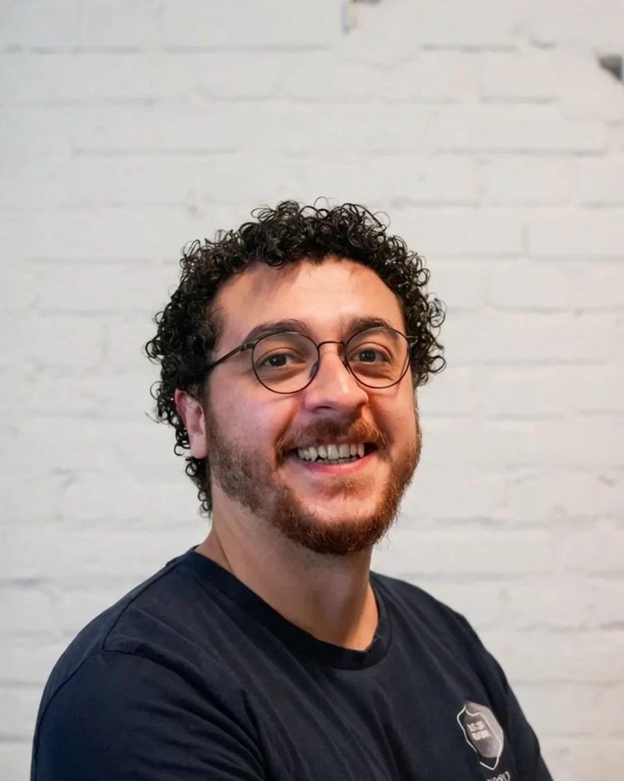 Porträt von Saher Abdulraouf, Physiotherapeut bei Out of Seven